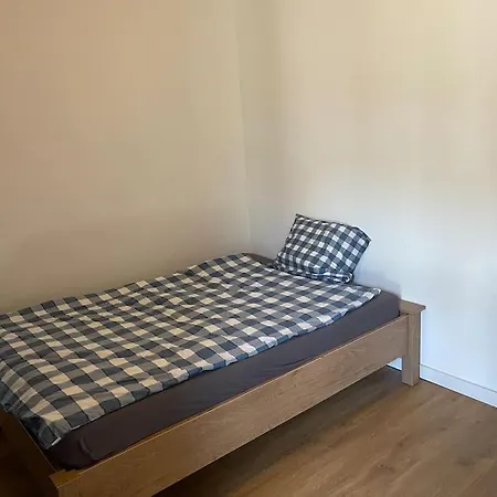 Lovely 1 Private Bedroom With Garden View Róterdam